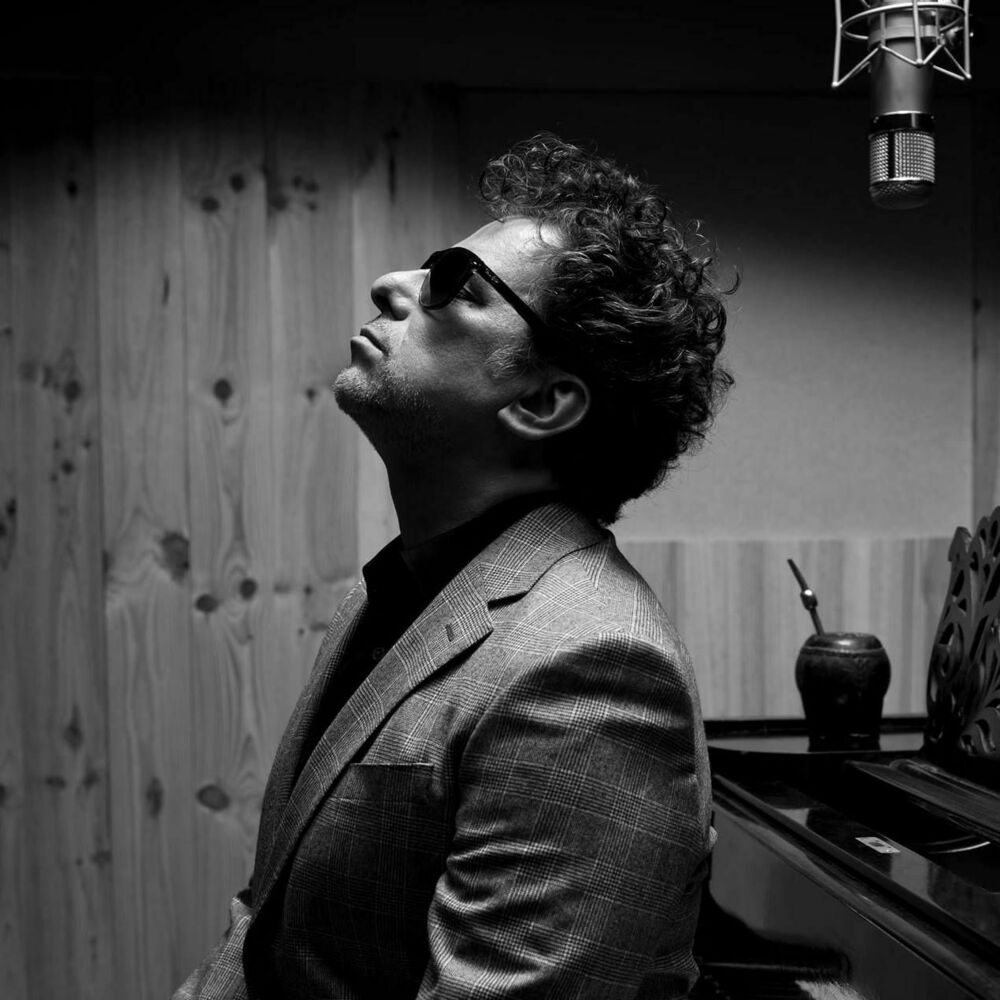 Picture of Andrés Calamaro