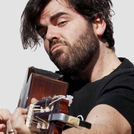 Pépé et sa guitare