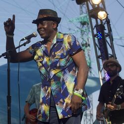 Picture of Ural Thomas & the Pain
