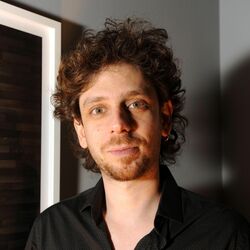 Picture of Oren Lavie