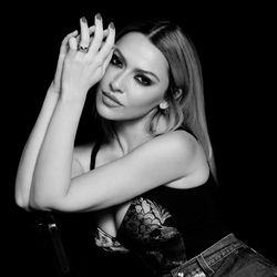 Picture of Hadise