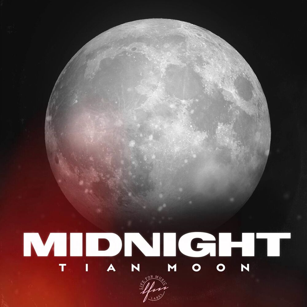 Picture of Tian Moon