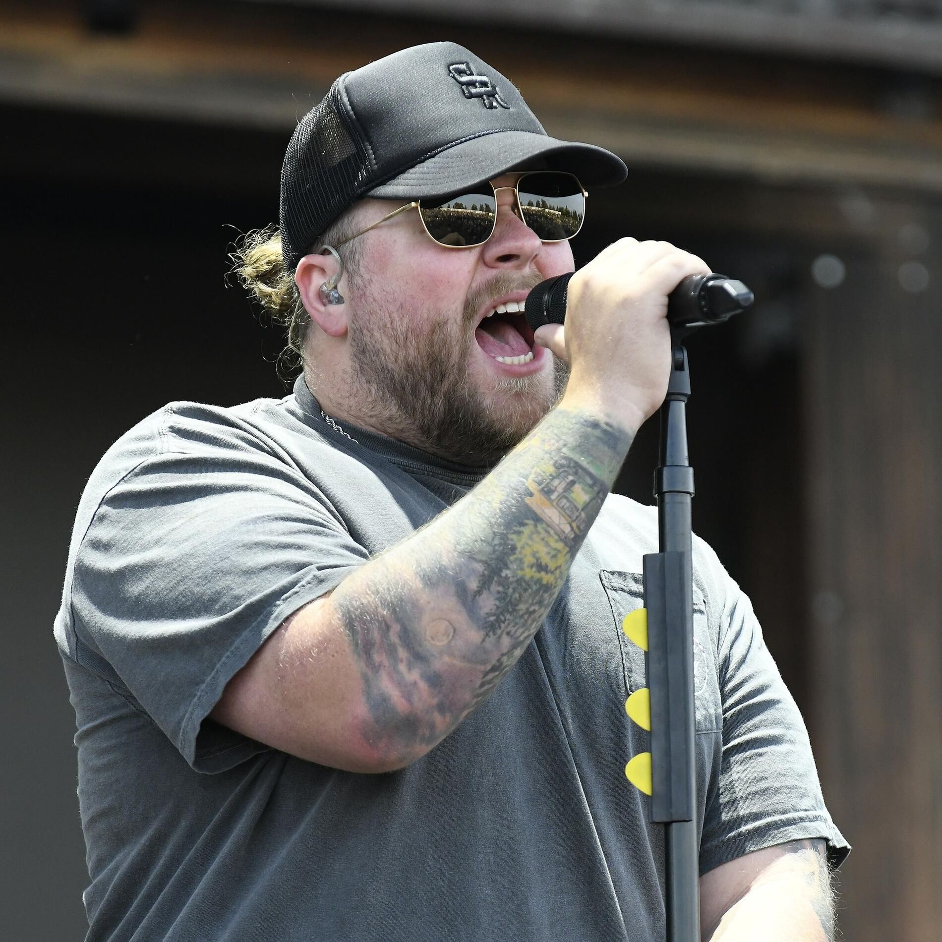 Artist picture of Dylan Wheeler