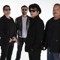 Picture of Uns E Outros