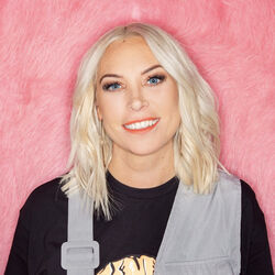 Picture of Sam Divine