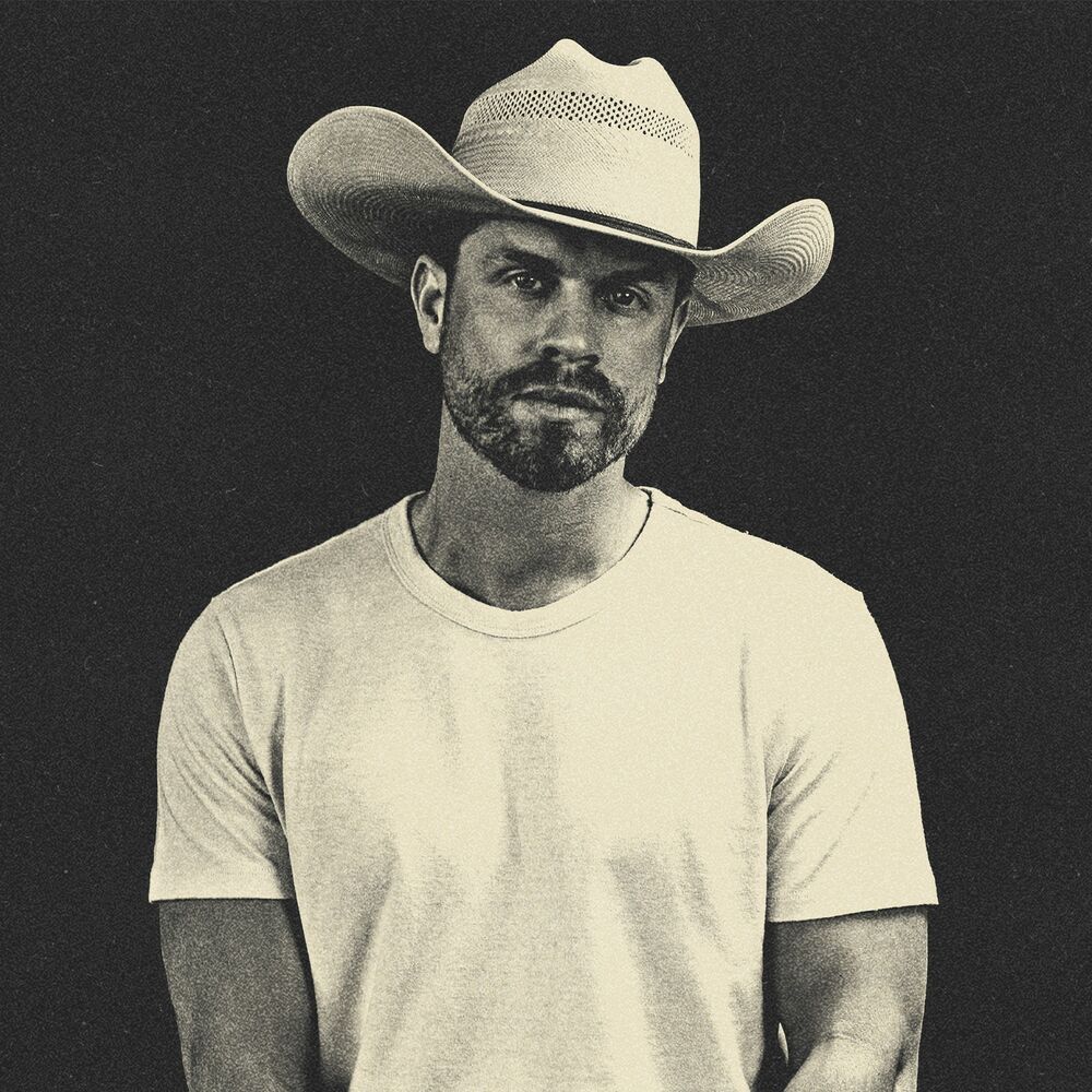 Picture of Dustin Lynch