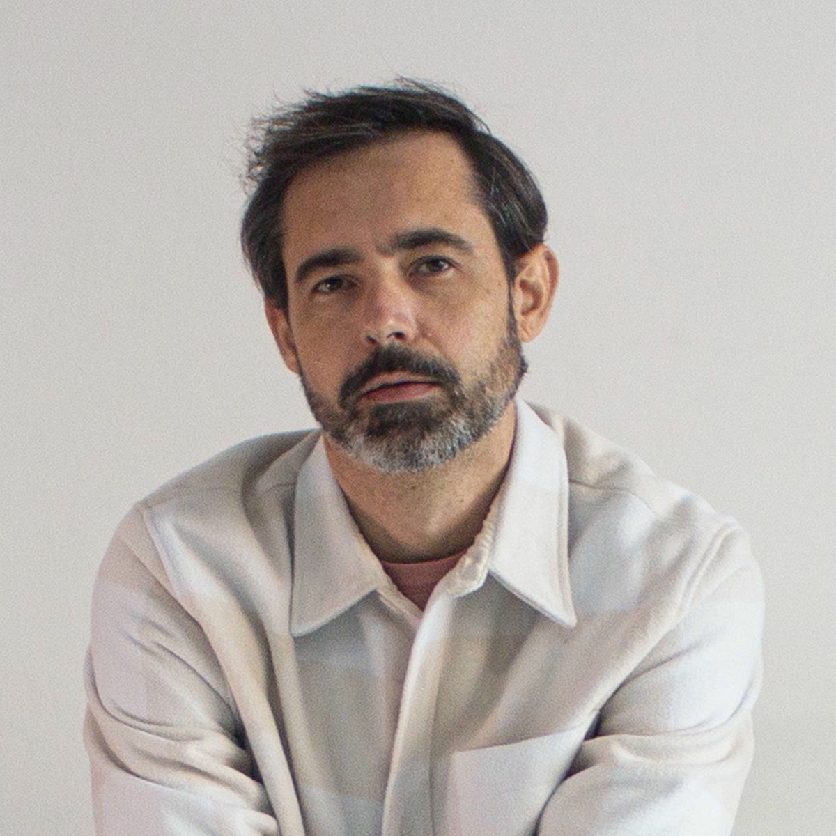 Artist picture of Plinio PB