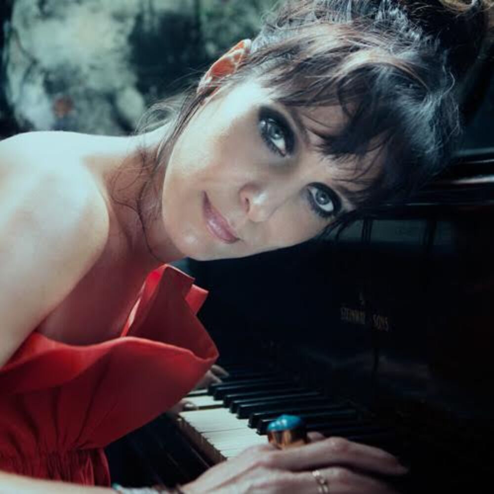 Picture of Chantal Kreviazuk