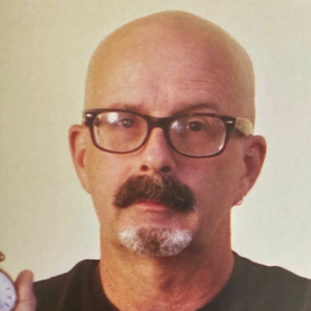 Picture of Peter Holsapple