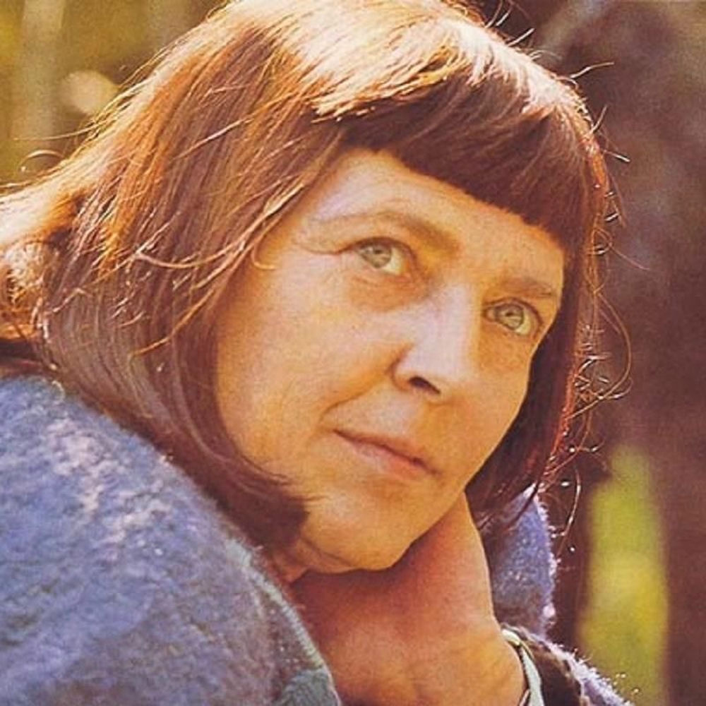 Photo de l'artiste Monique Morelli