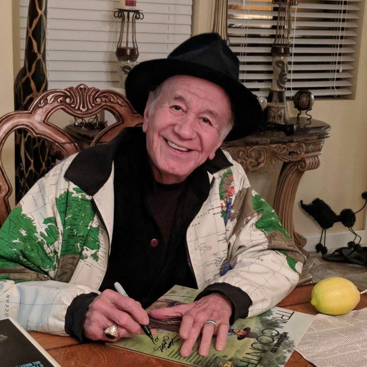 Artist picture of Trini Lopez