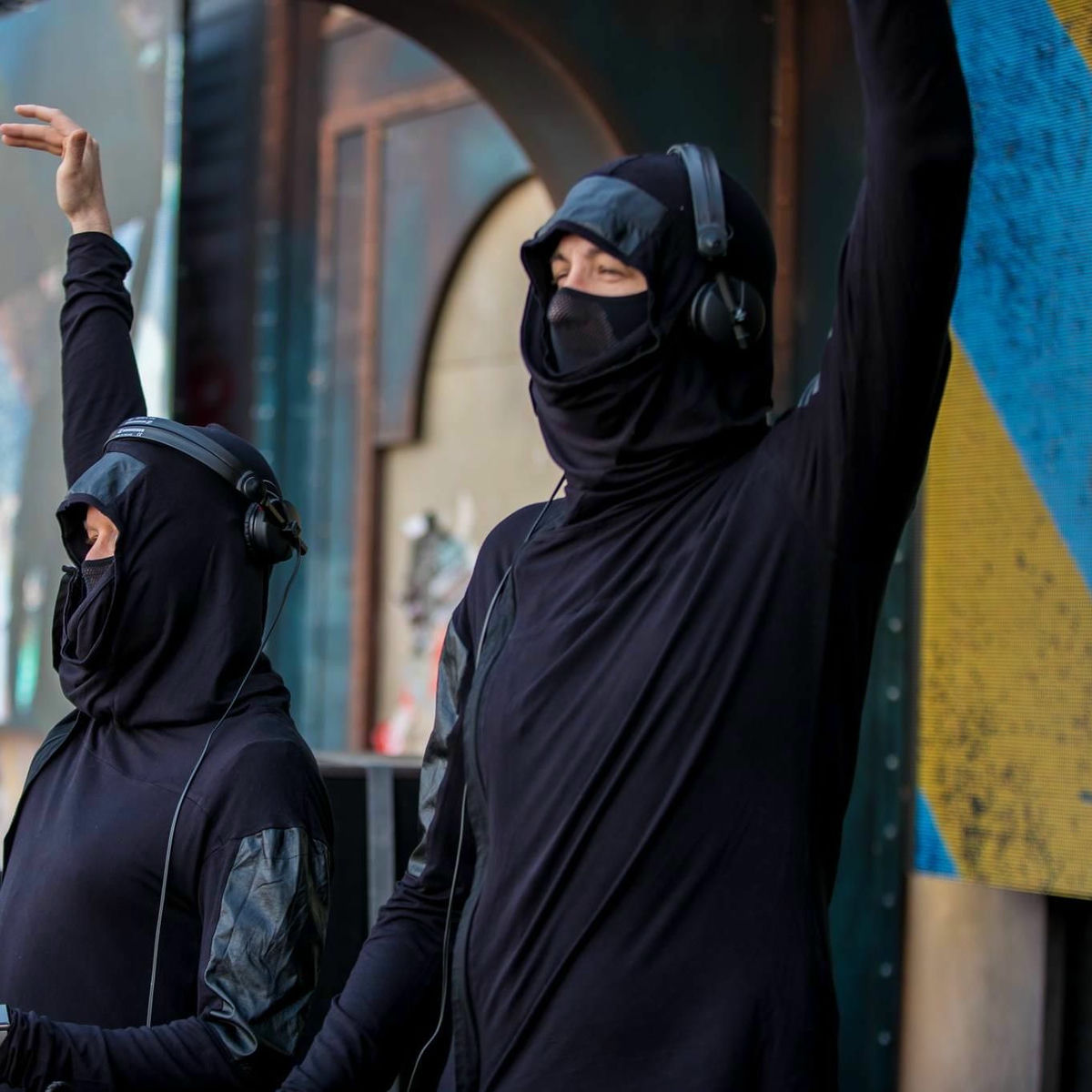 Artist picture of twoloud