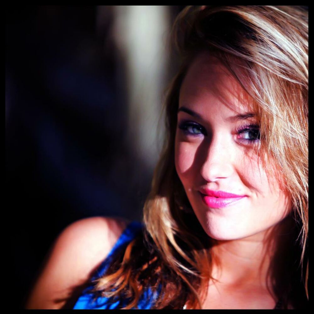 Picture of Anuhea