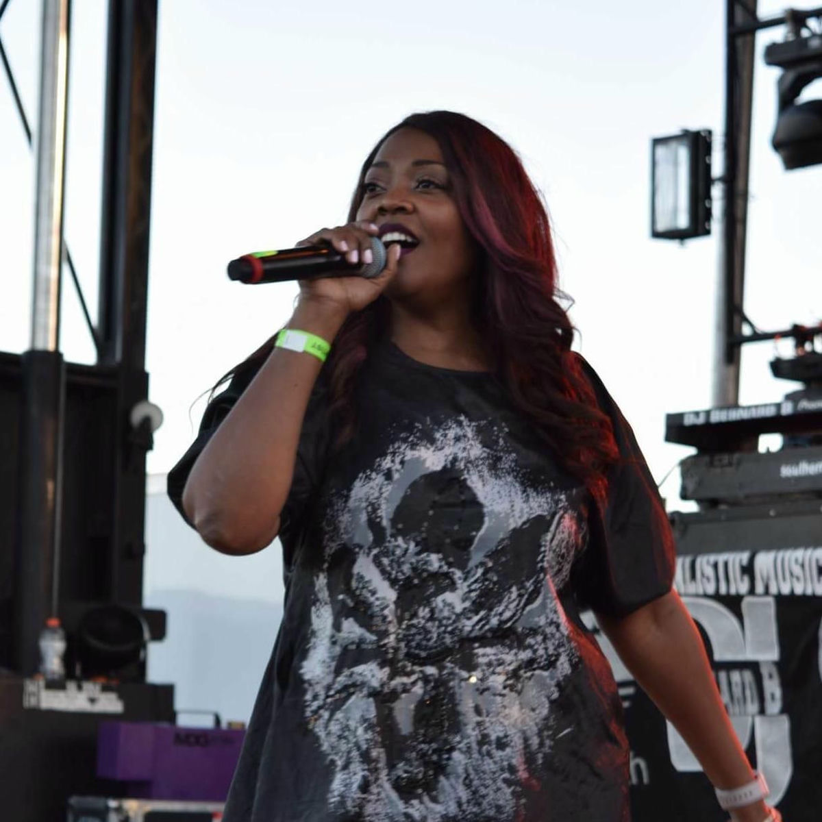 Artist picture of INOJ