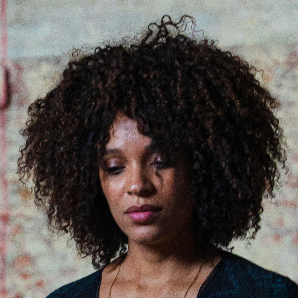 Picture of Stéfi Celma