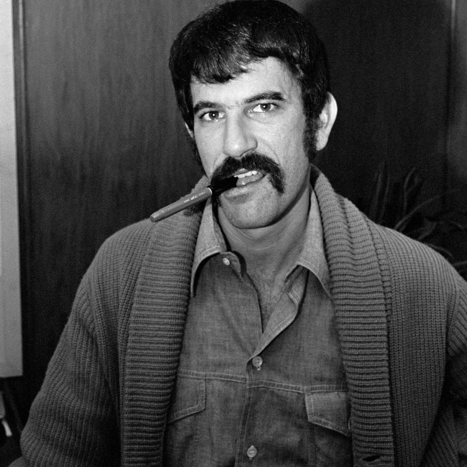Artist picture of Julius Wechter