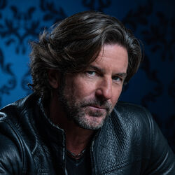 Picture of Brett James