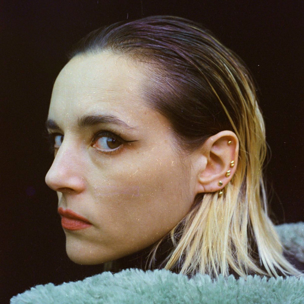 Photo de l'artiste Jehnny Beth