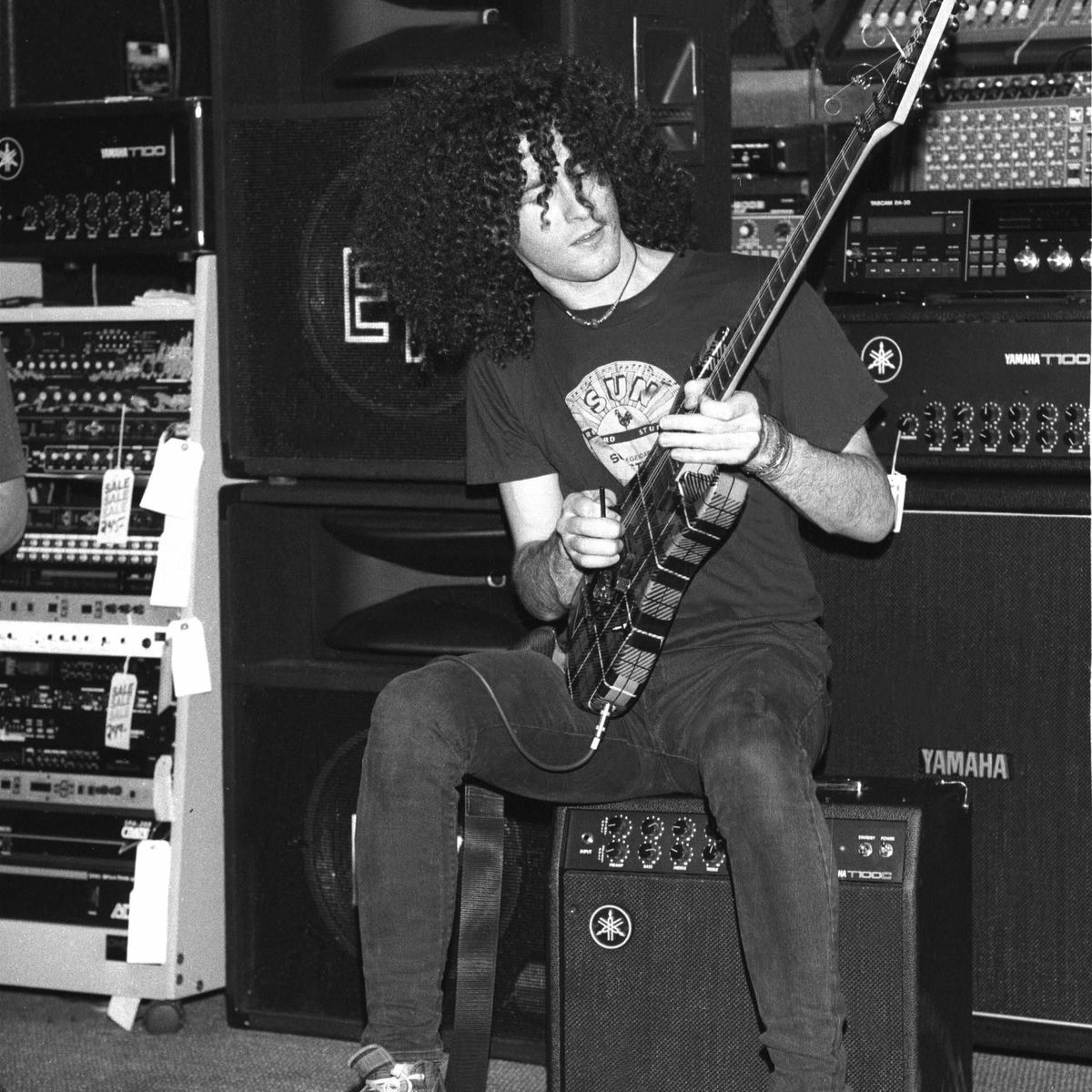 Artist picture of Blues Saraceno