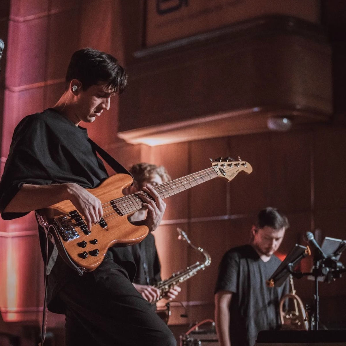 Artist picture of EVDN.