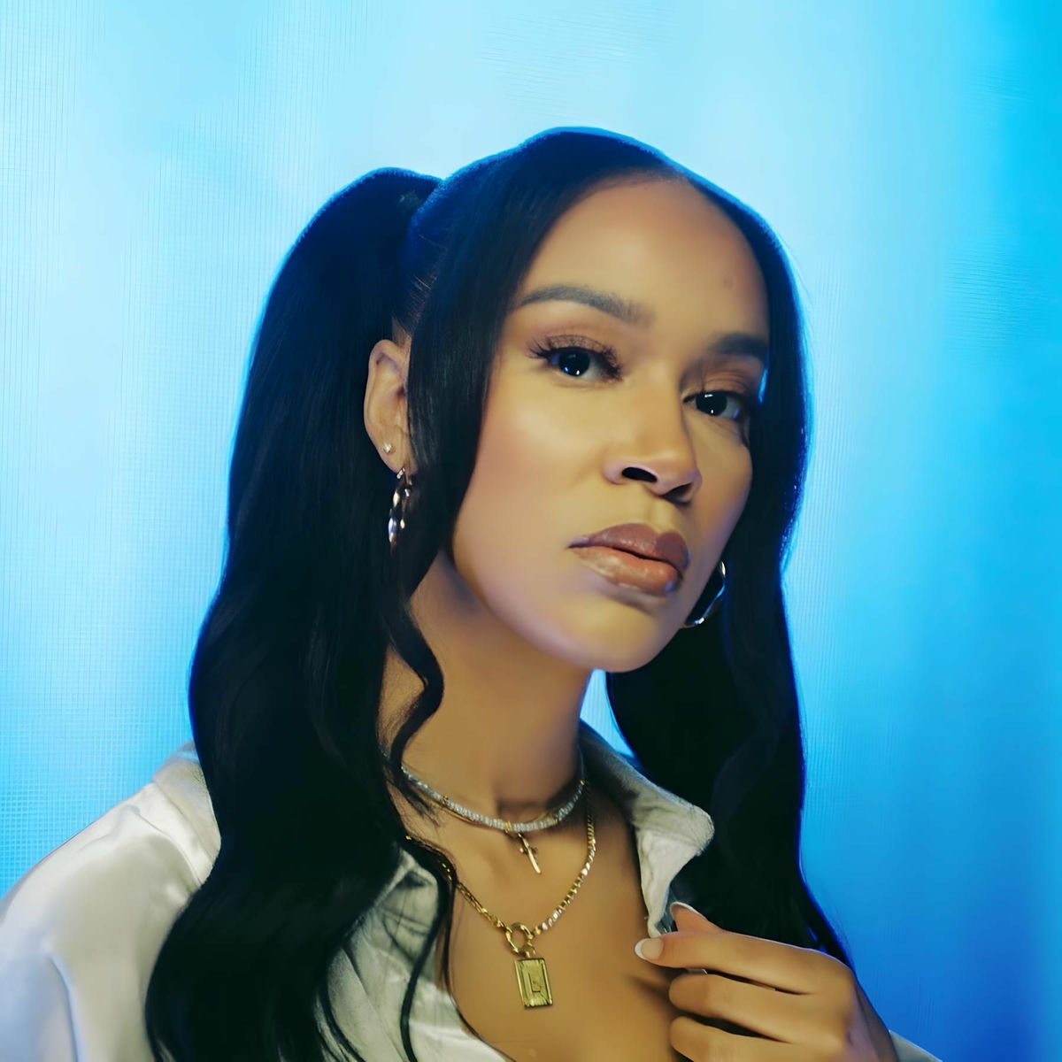 Artist picture of Luna Simao