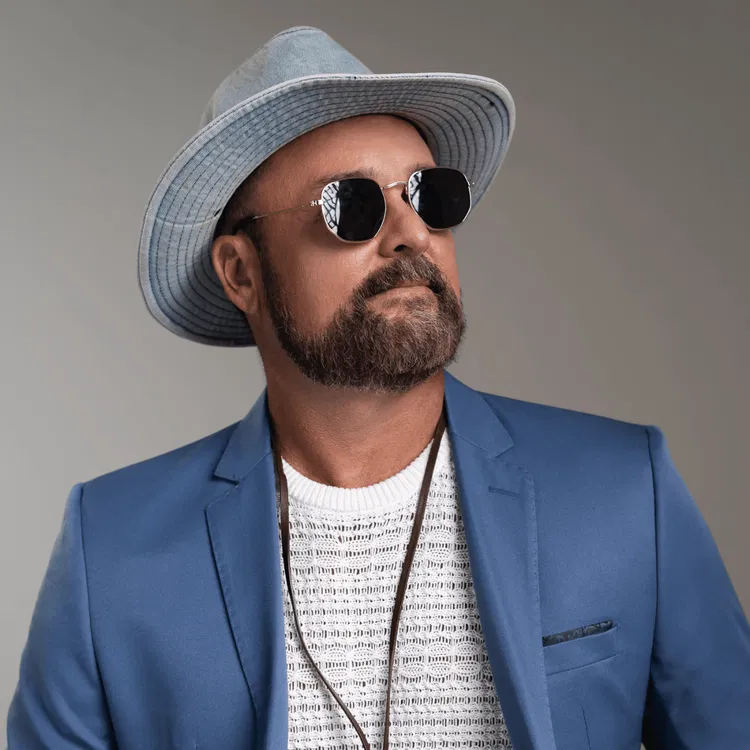 Leo Estakazero