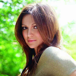 Picture of Nina Badric