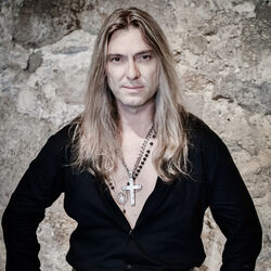 Picture of Edu Falaschi