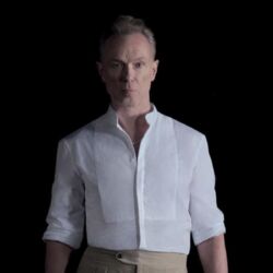 Picture of Gary Kemp