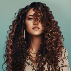 Picture of Skylar Stecker