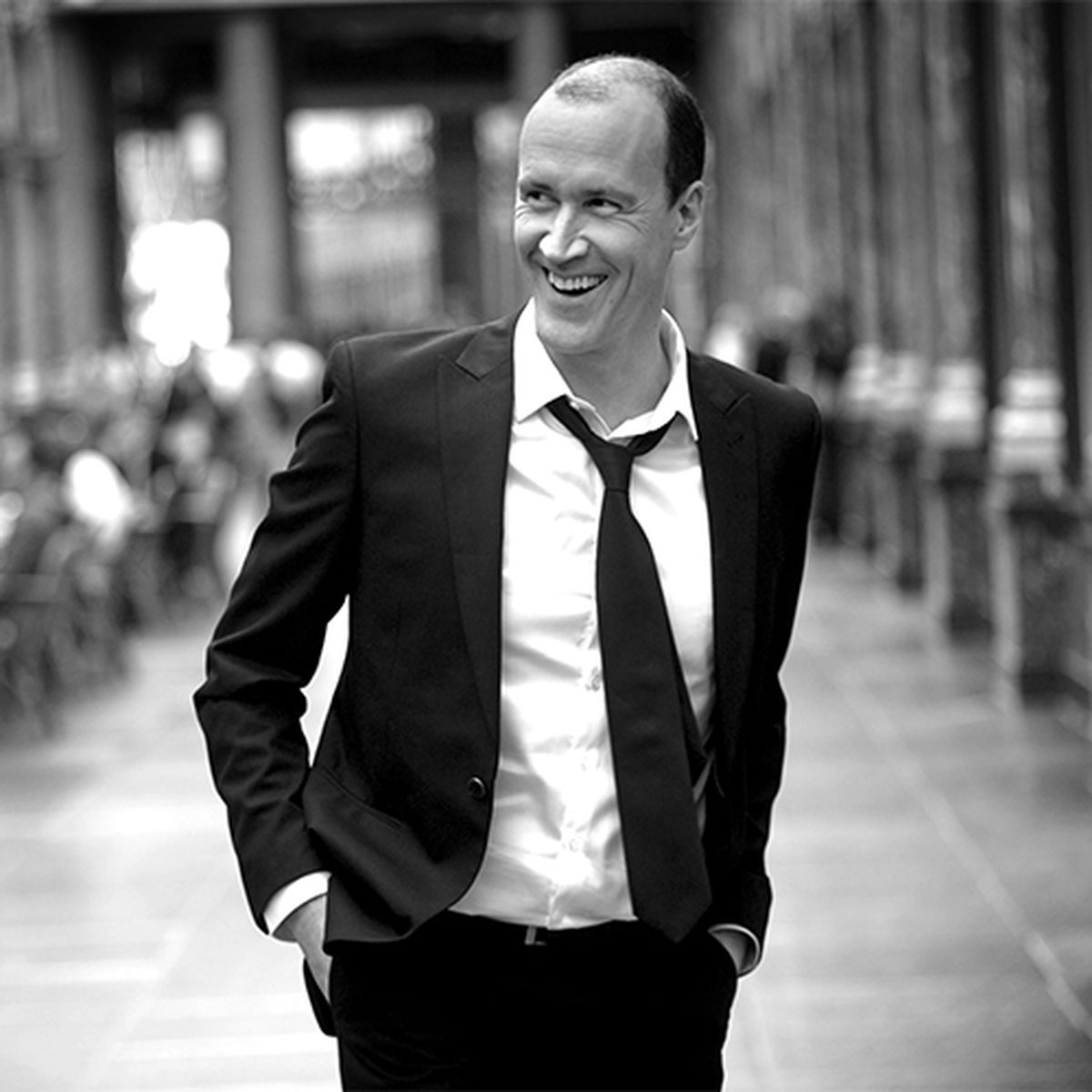 Artist picture of David Linx