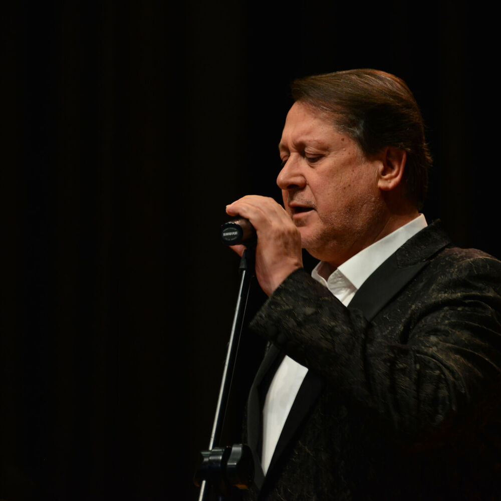 Picture of Ahmet Özhan