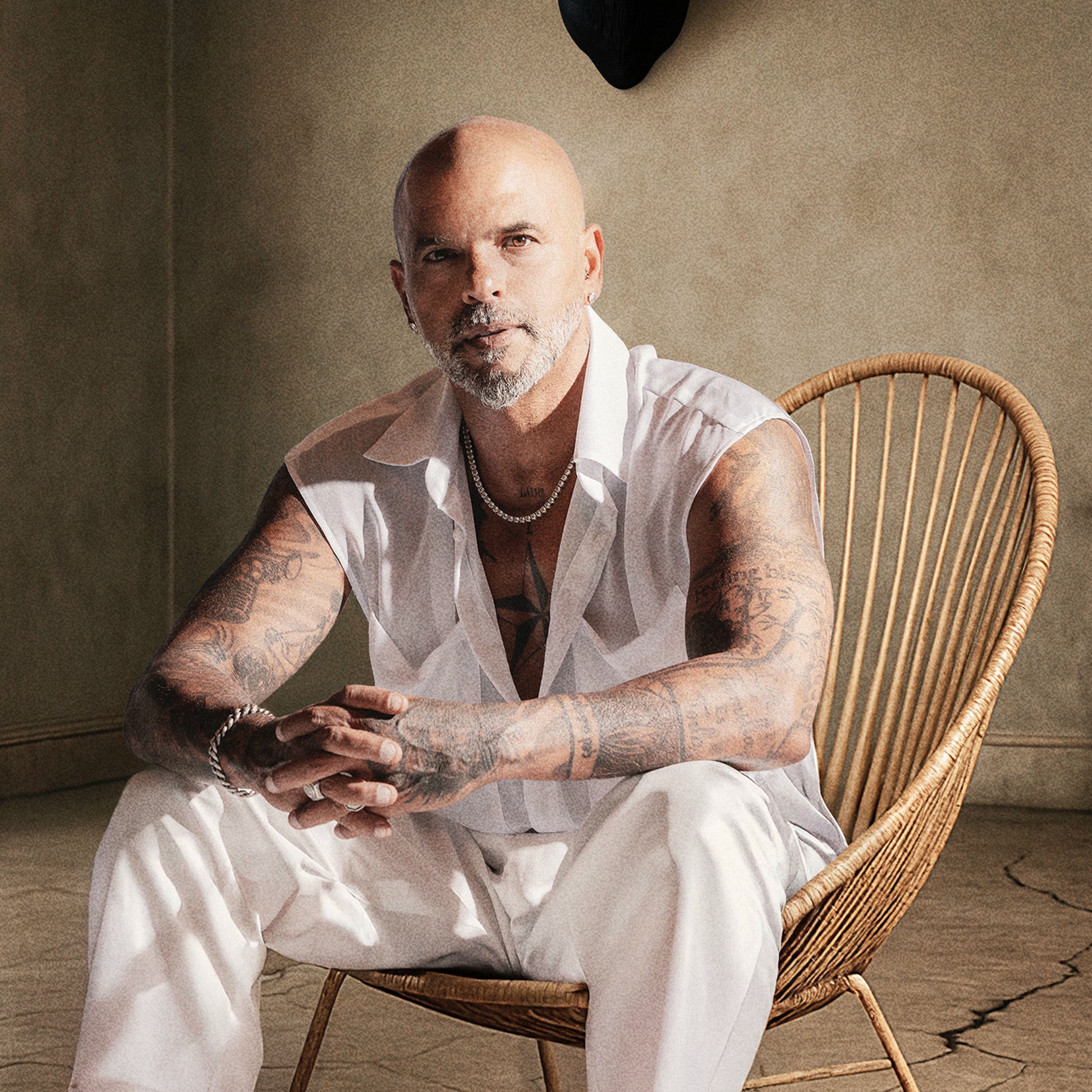 Artist picture of Eyal Golan