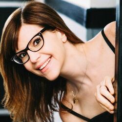 Picture of Lisa Loeb