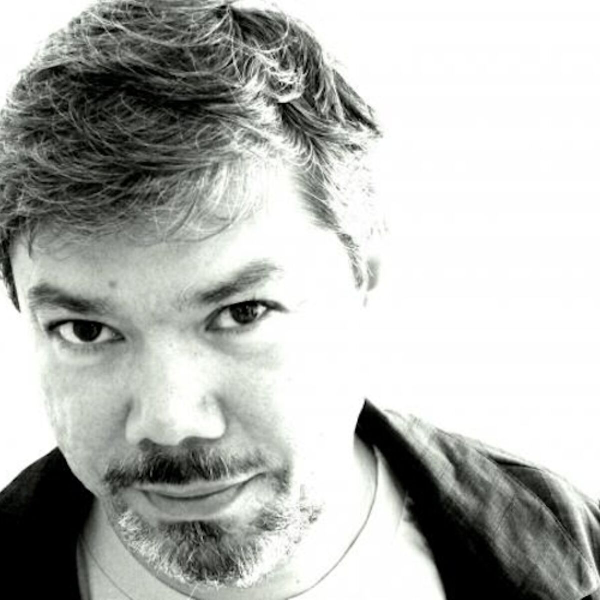 Artist picture of Luciano Salvador Bahia