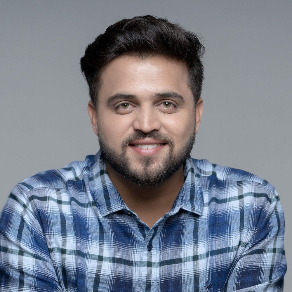 Picture of Nakul Abhyankar
