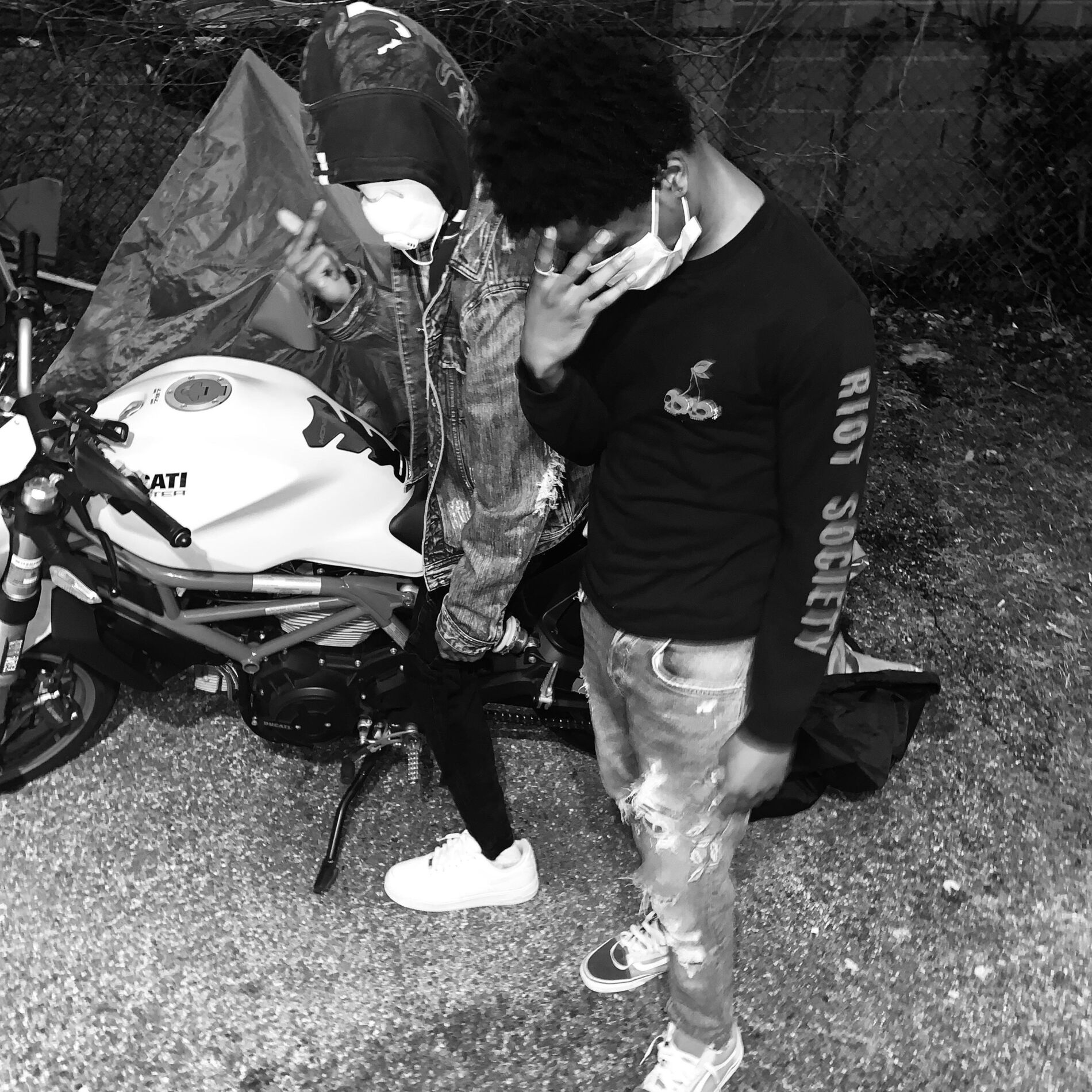 Artist picture of Dusse Twins