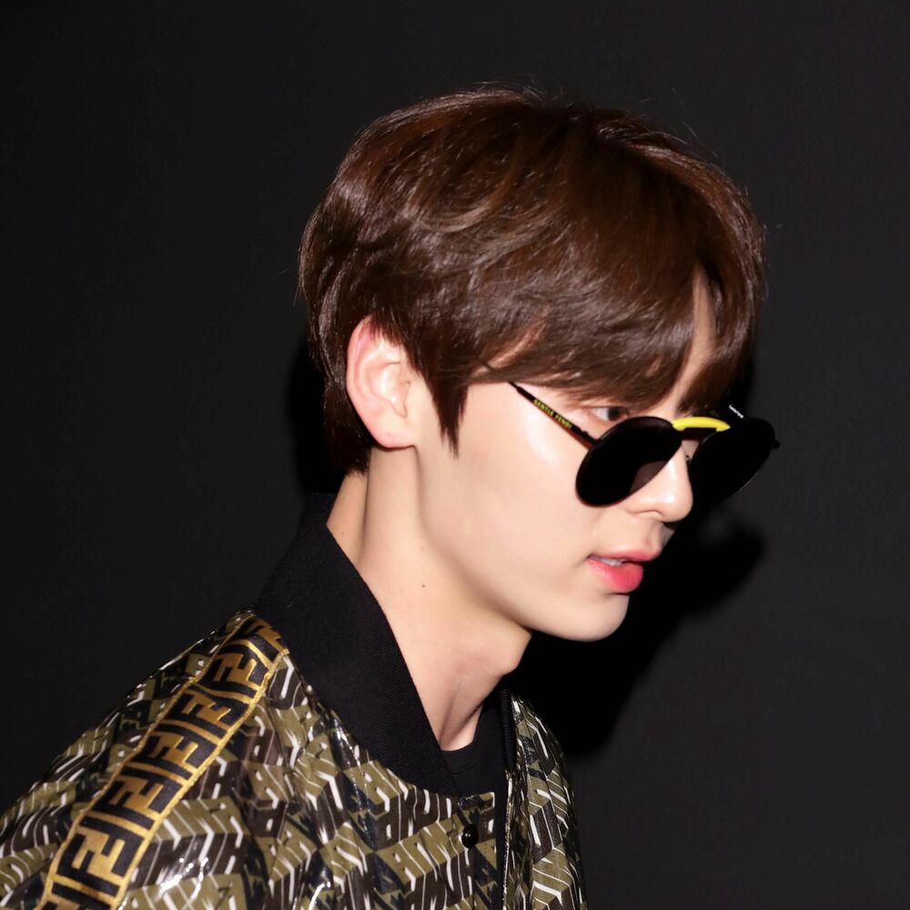 Picture of HWANG MIN HYUN