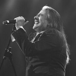 Picture of Andre Matos