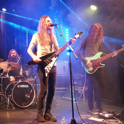 Astronoid