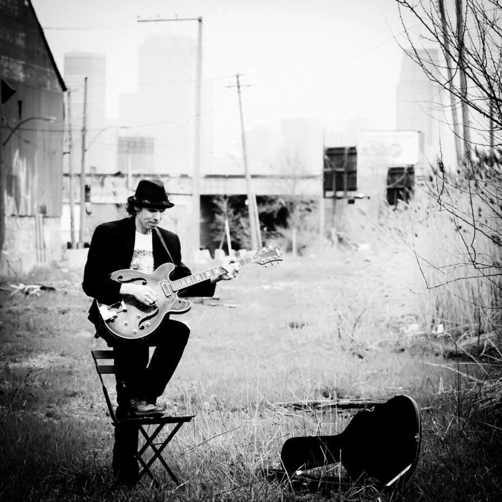 Picture of Yves Desrosiers