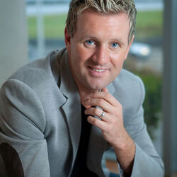 Picture of Mike Denver
