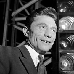 Picture of Robert Lamoureux
