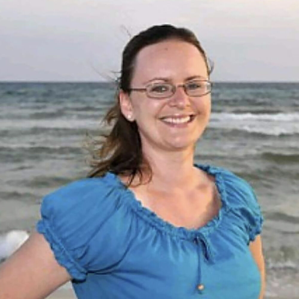 Picture of Jen L. Grey