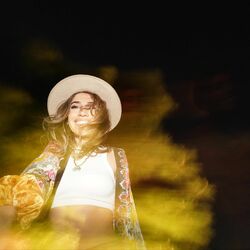 Picture of Carly Pearl