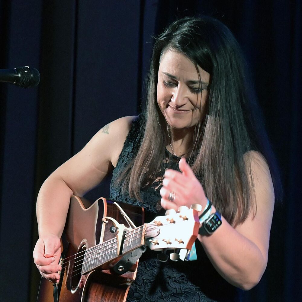 Picture of Jennifer Knapp