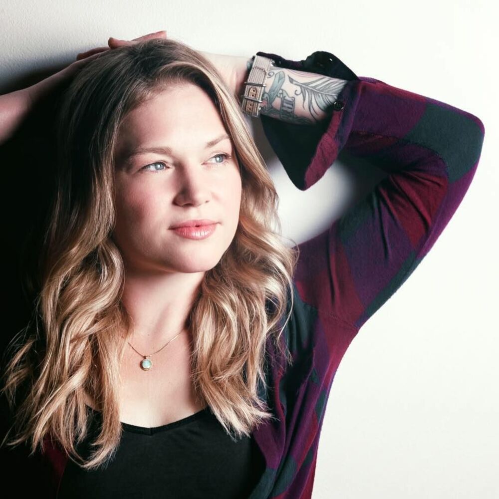Picture of Crystal Bowersox