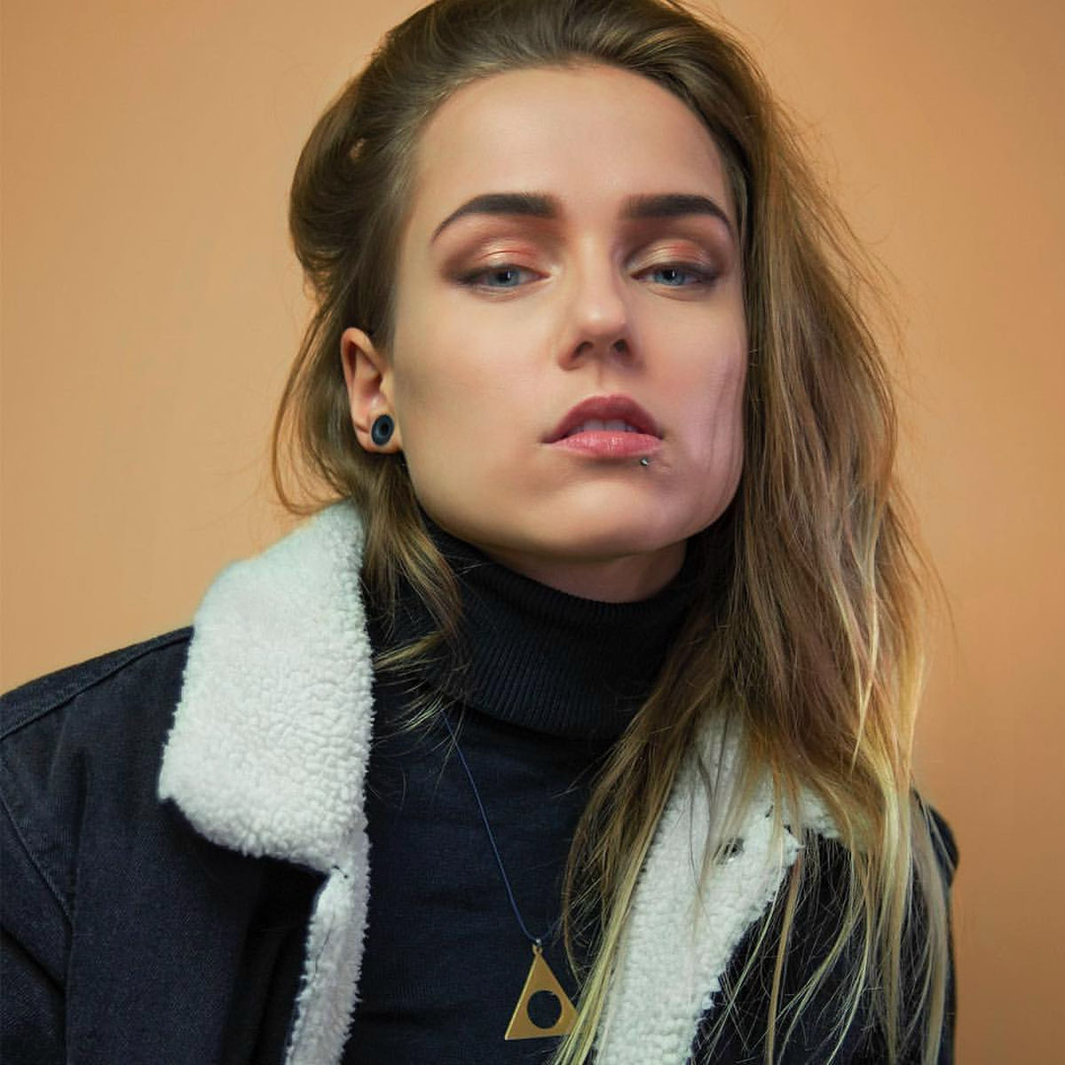 Artist picture of Gjan