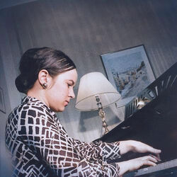 Picture of Catherine Collard