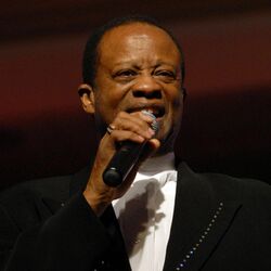 Picture of Larnelle Harris
